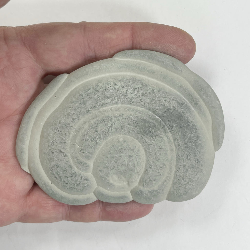 DVH Fairy Stone Goddess Rock Natural Concretion Quebec Rainbow 92x66x12mm (5859)