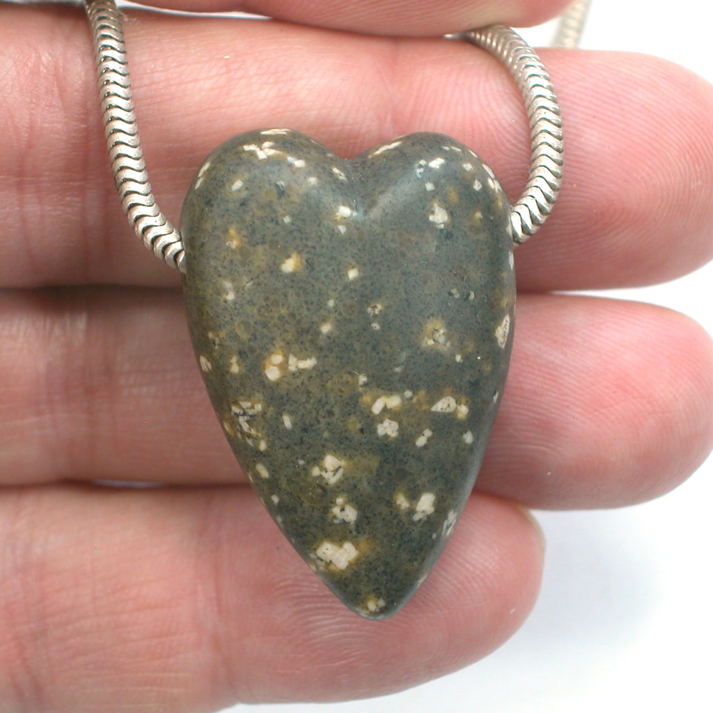 DVH Porphyry Heart of Stone Bead Pendant Handmade Matte 36x24x15 (5269)