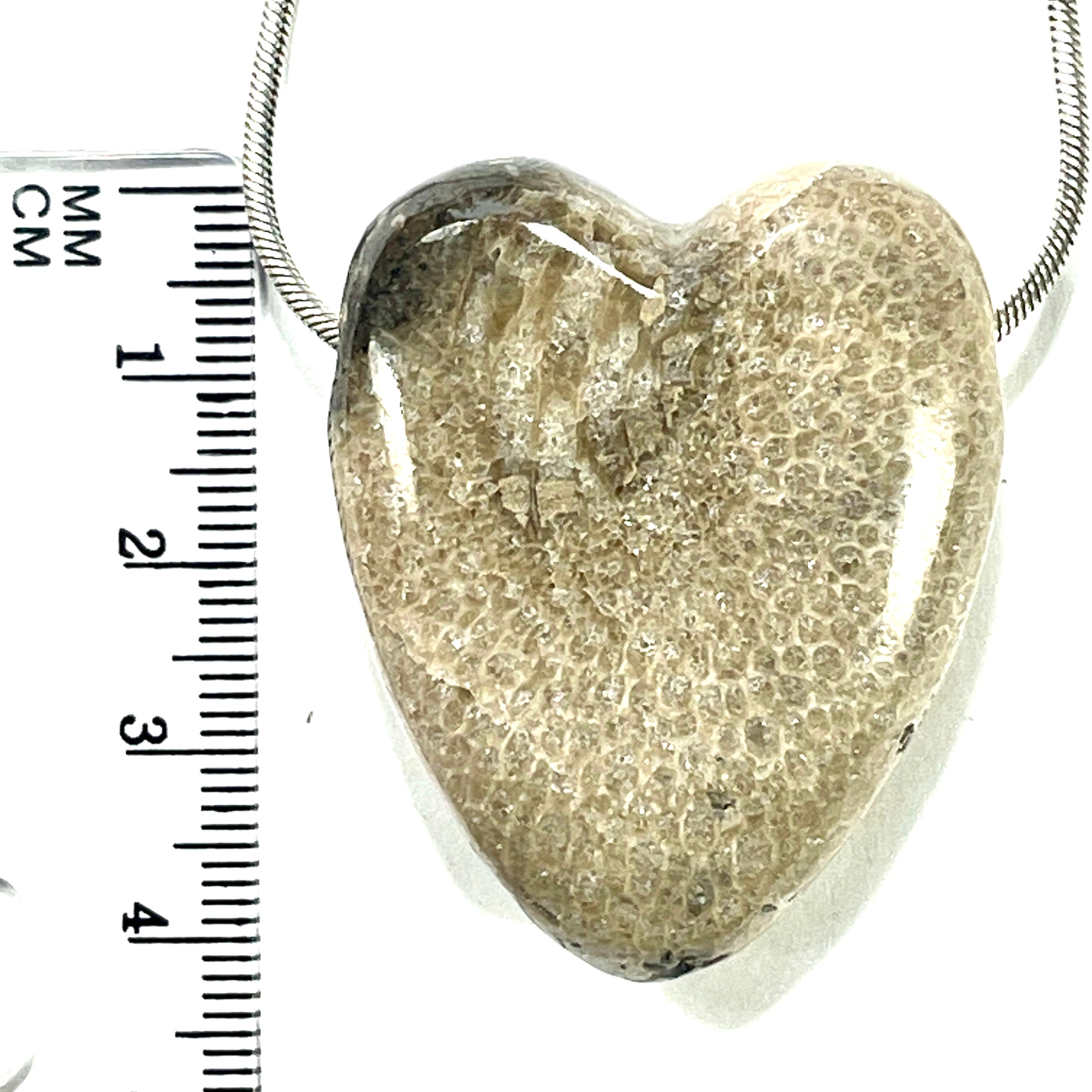 DVH Charlevoix Stone Favosite Heart Bead Pendant Michigan Fossil Coral 42x35x16mm (6212)