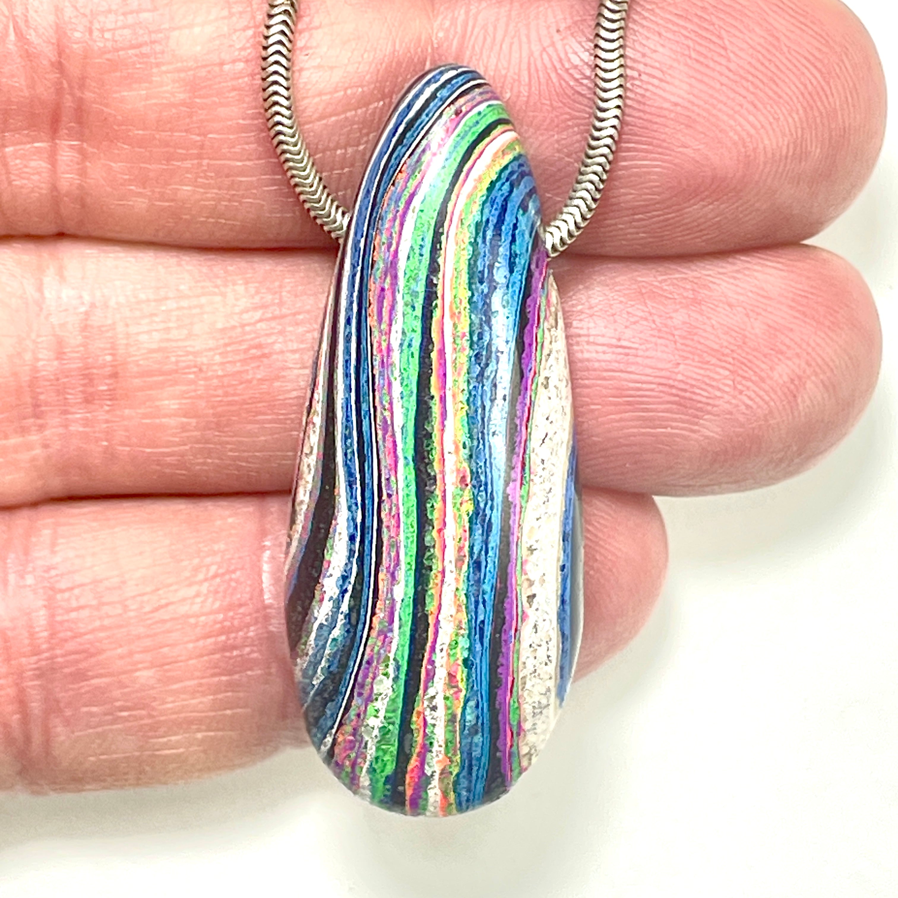 DVH Fluorescent Funkite Bead Industrial Paint (Fordite related) 45x18x13mm (6633)