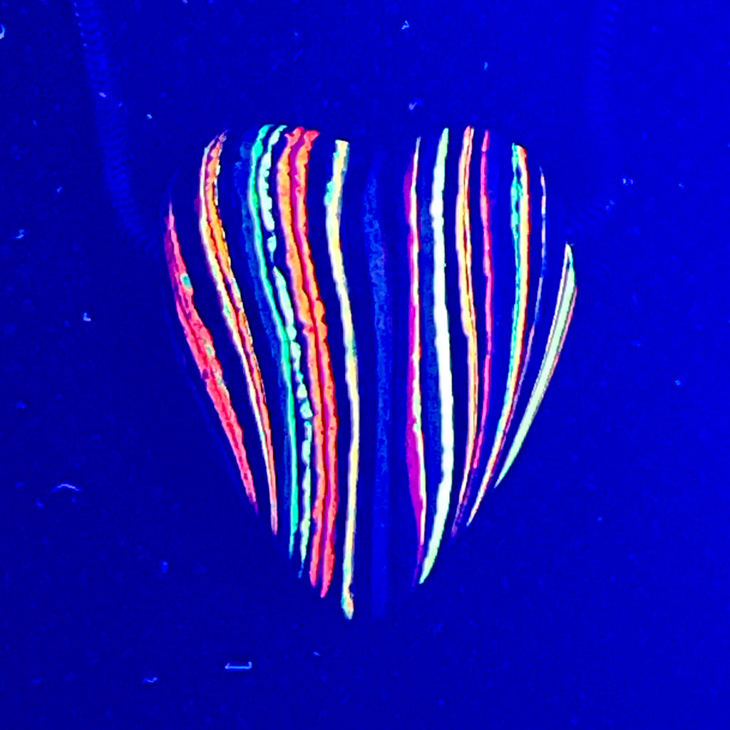 DVH Fluorescent Funkite Heart Bead Industrial Paint (Fordite related) 26x22x17mm (6634) - DVHdesigns