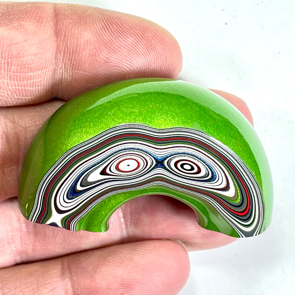 DVH Fordite Specimen 1/2 Donut Buck Hole Polished Face Michigan Chv Frd Jp (6669) - DVHdesigns