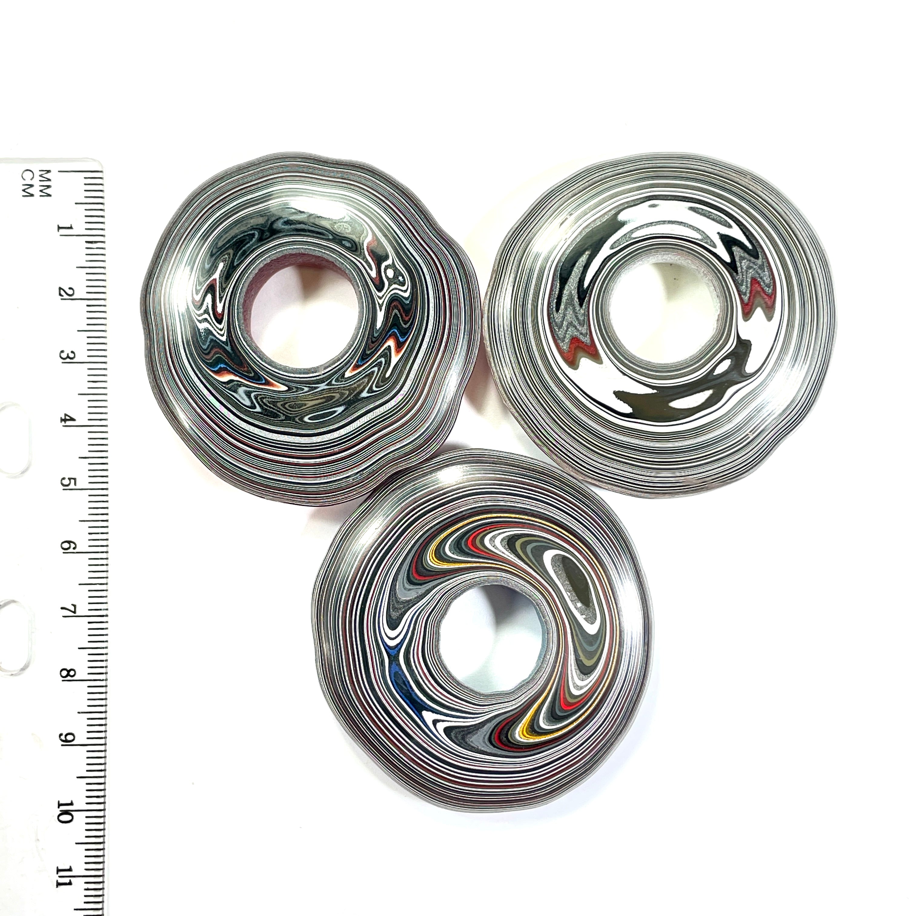 DVH Red White & Blue Fordite Donut Buck Hole Bead Pendant Trio 54mm Round (6769)