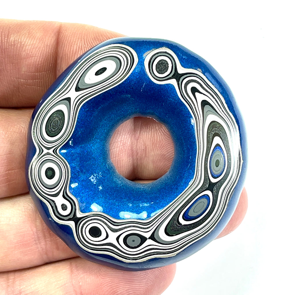 DVH Red White & Blue Fordite Donut Buck Hole Bead Pendant Trio 54mm Round (6769)
