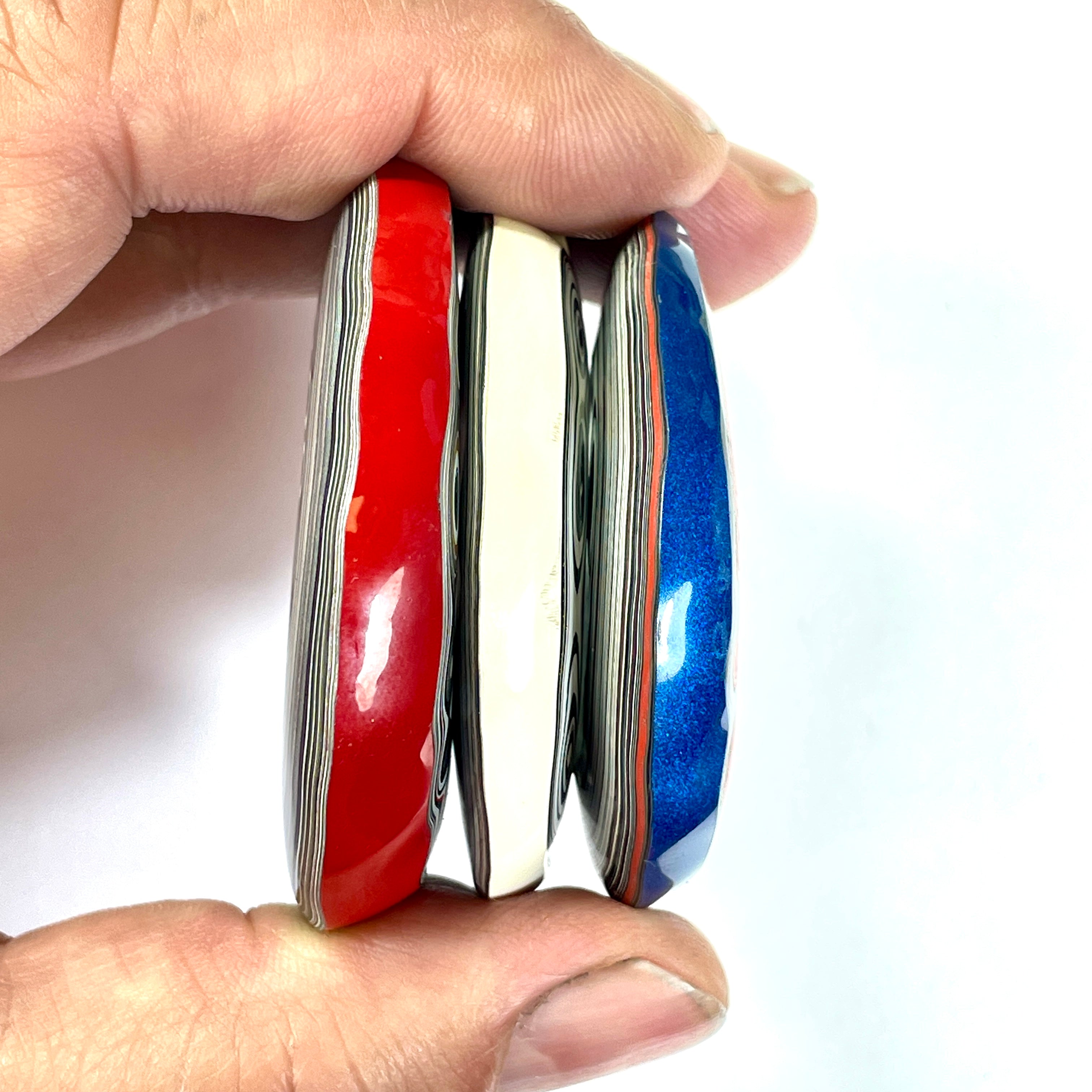 DVH Red White & Blue Fordite Donut Buck Hole Bead Pendant Trio 50-55mm Round (6771)