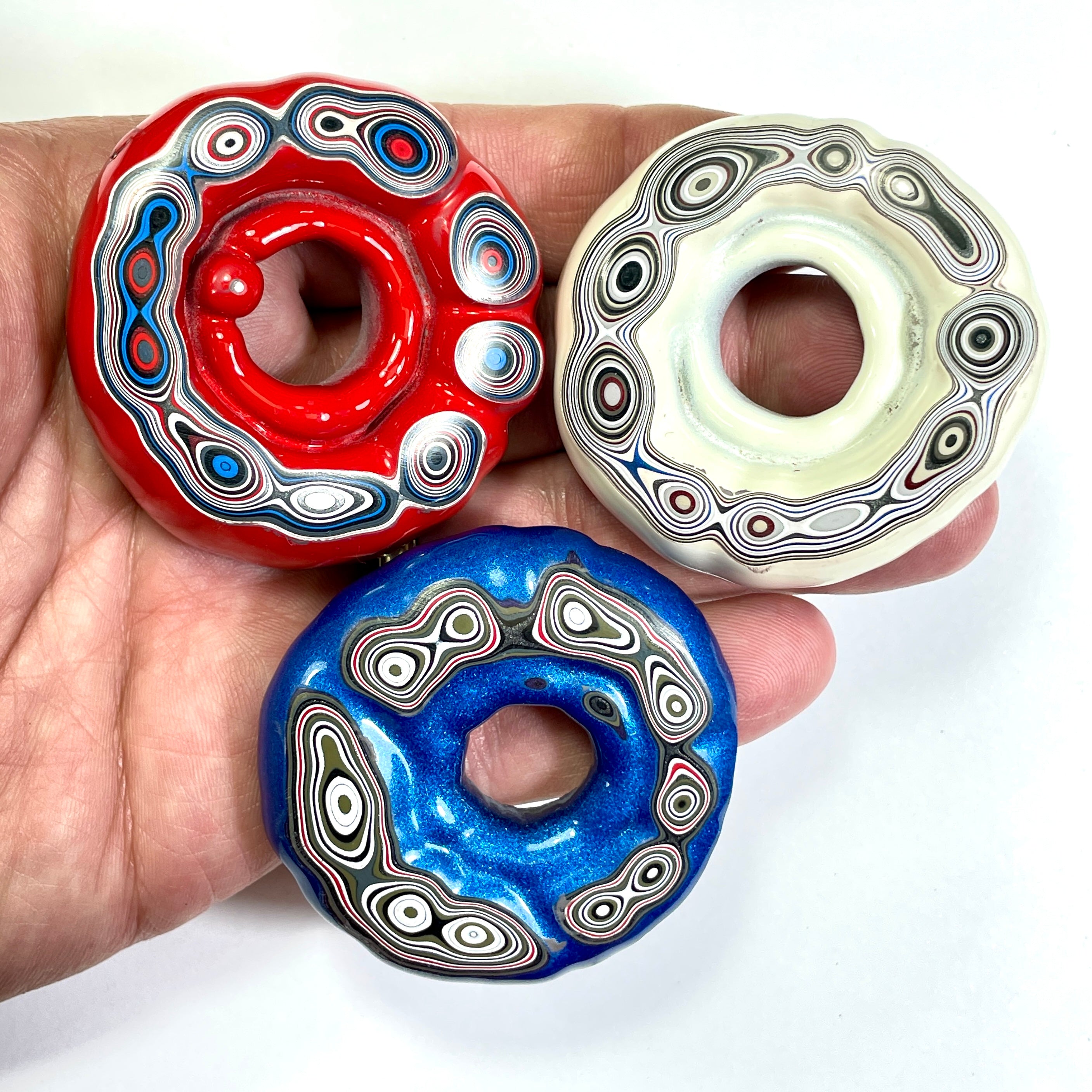 DVH Red White & Blue Fordite Donut Buck Hole Specimen Trio  54mm Round (6773)