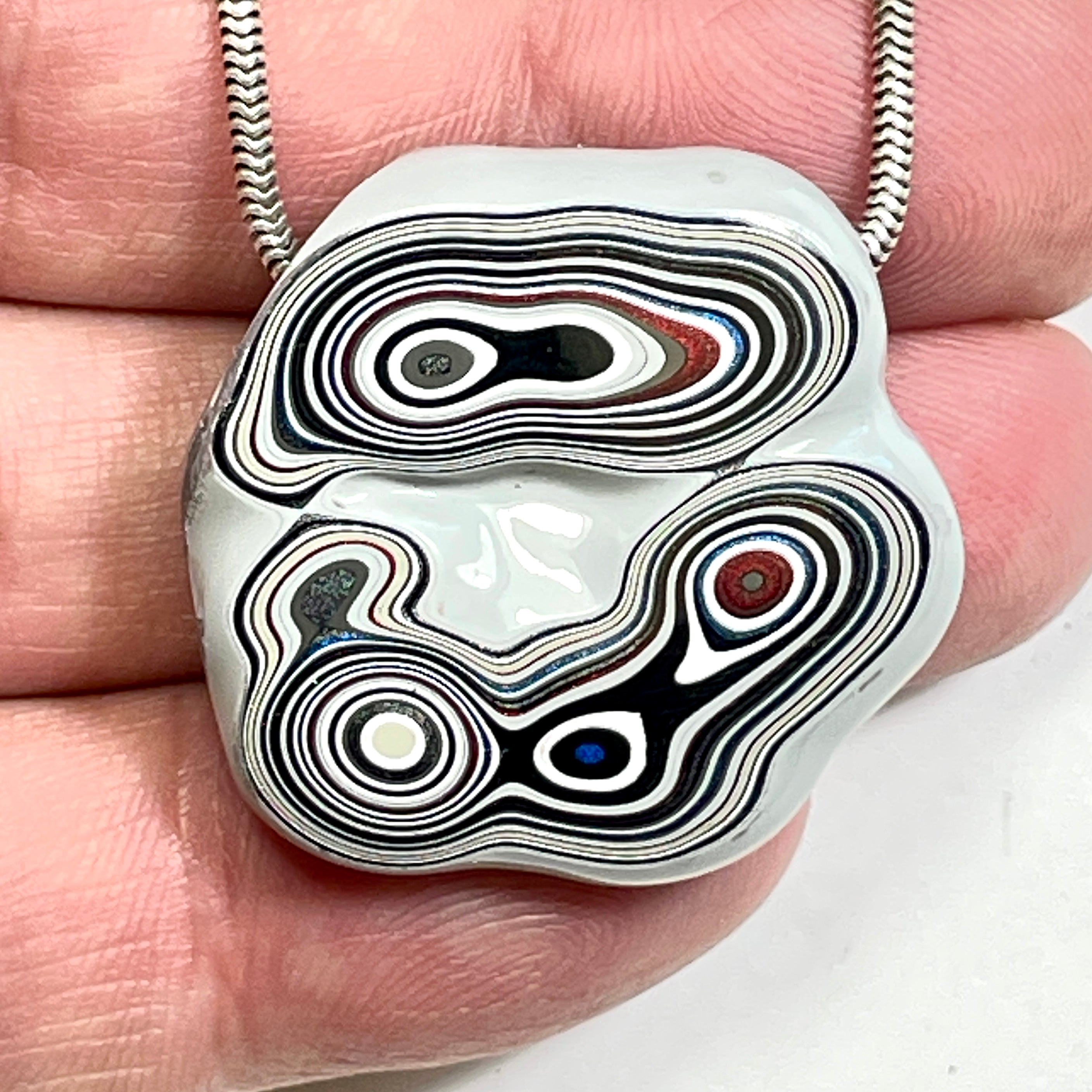 DVH Rare Michigan Fordite Hex Bolt Bead Pendant Chv Frd Jp 26x31x9mm (6792)