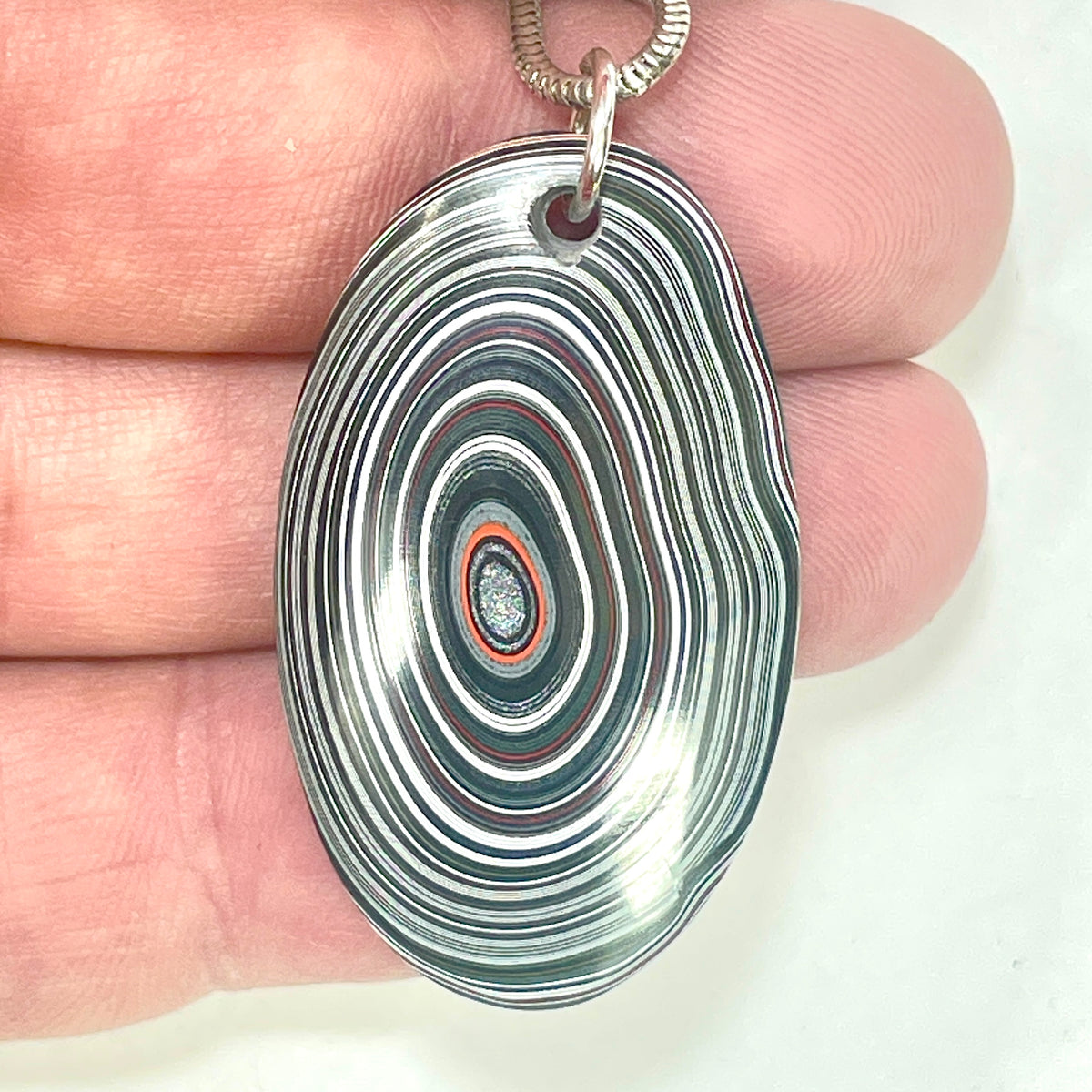 DVH Goldilocks Jp Genuine Fordite Pendant Michigan 40x24x8mm (6870)