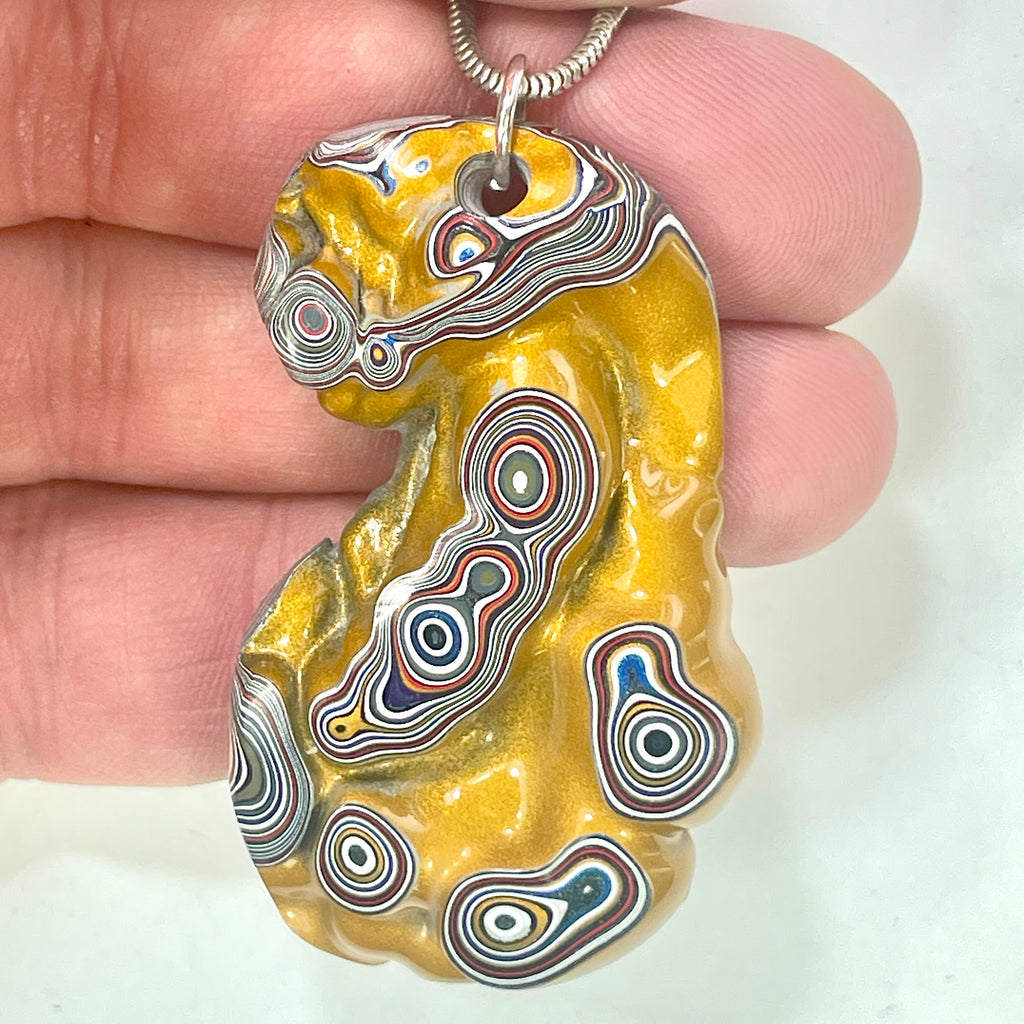 DVH Goldilocks Jp Genuine Fordite Pendant Michigan 53x32x8mm (6872)