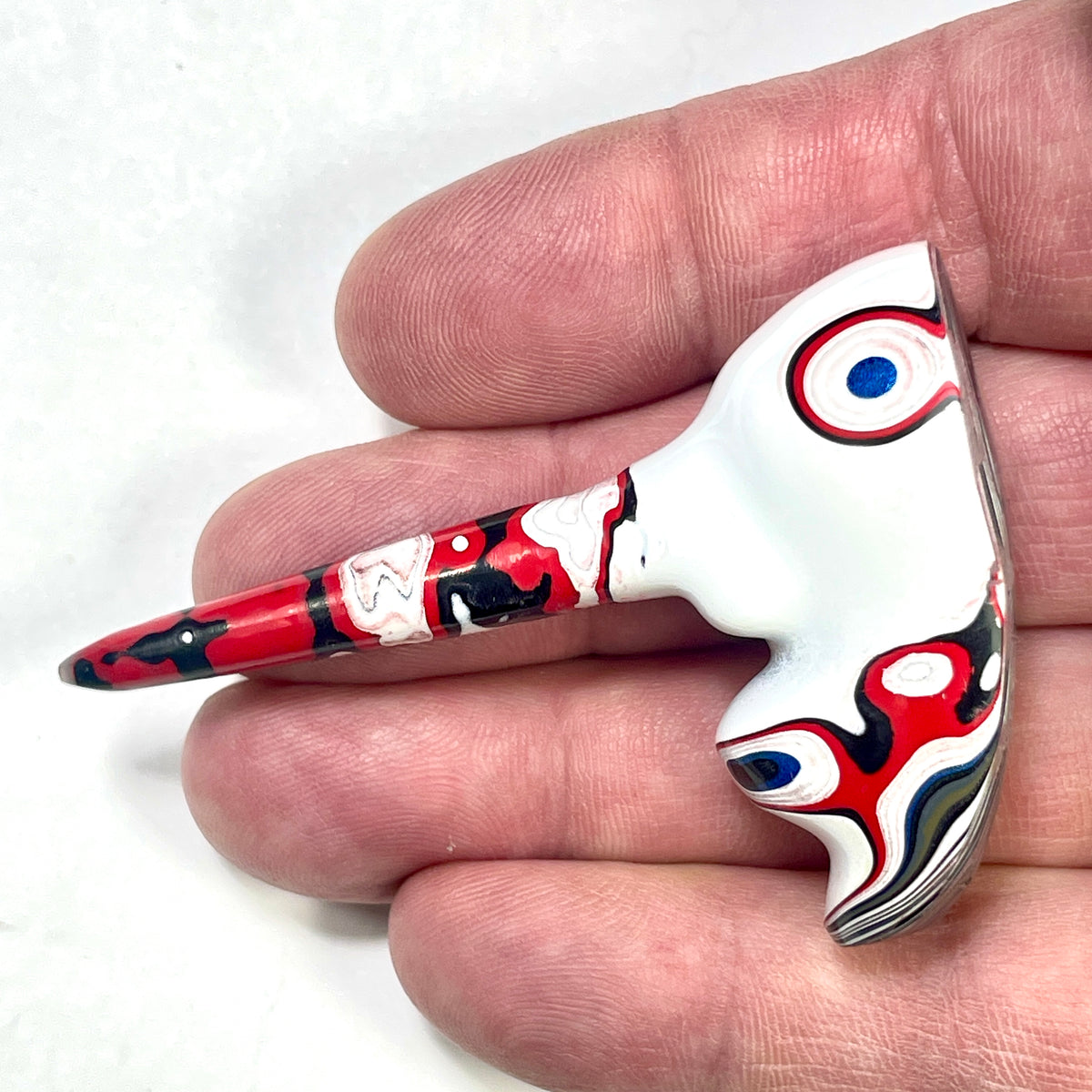 DVH Genuine Fordite Bird Head Specimen Chv Frd Jp Michigan 68x46x22mm (6910)