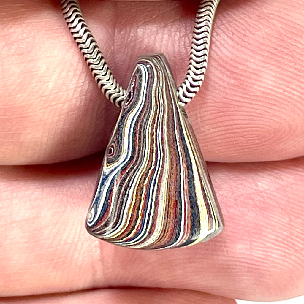DVH Corvette Fordite Bead Pendant Recycled Car Paint 19x14x7mm (6068)