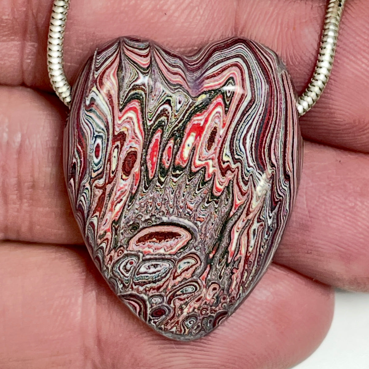 DVH Corvette Fordite Heart Bead Pendant 32x24x12mm Bowling Green KY Ass. (7008)