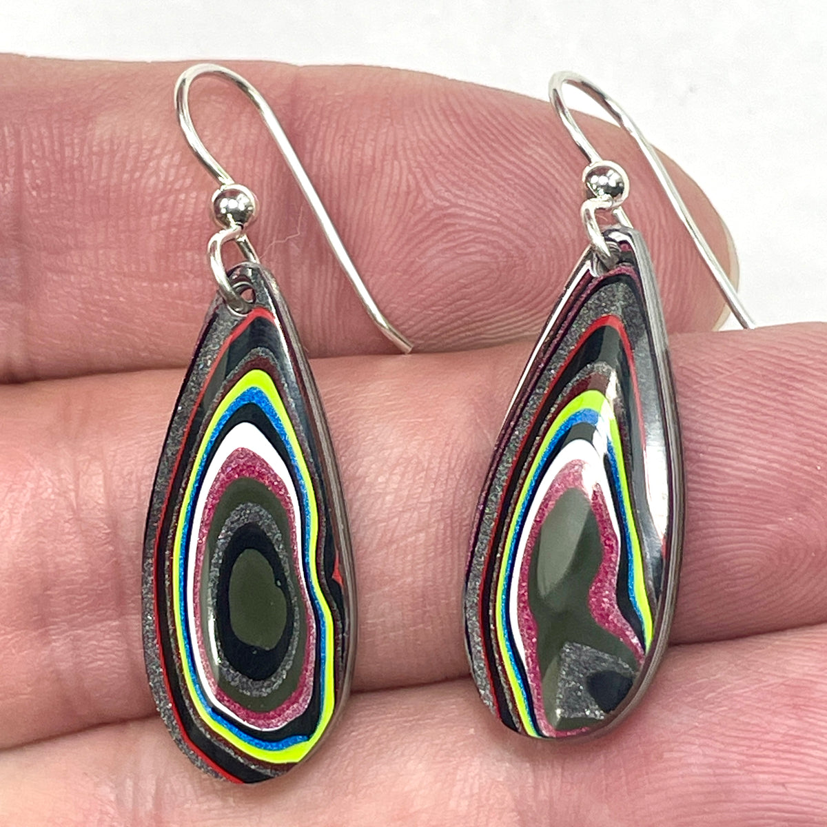 DVH Genuine Jeep Fordite Sterling Dangle Earrings Toledo 29x12x4mm (6926)