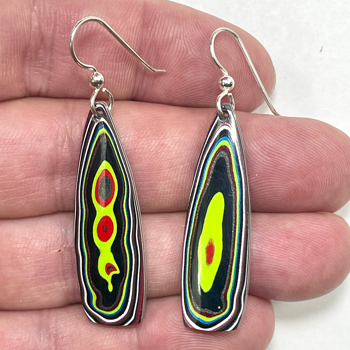 DVH Genuine Jeep Fordite Sterling Dangle Earrings Toledo 38x10x4mm (6927)