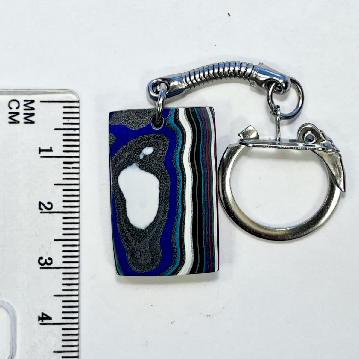 DVH Genuine Jeep Fordite Keychain Toledo Assembly 30x19x6mm (6951)