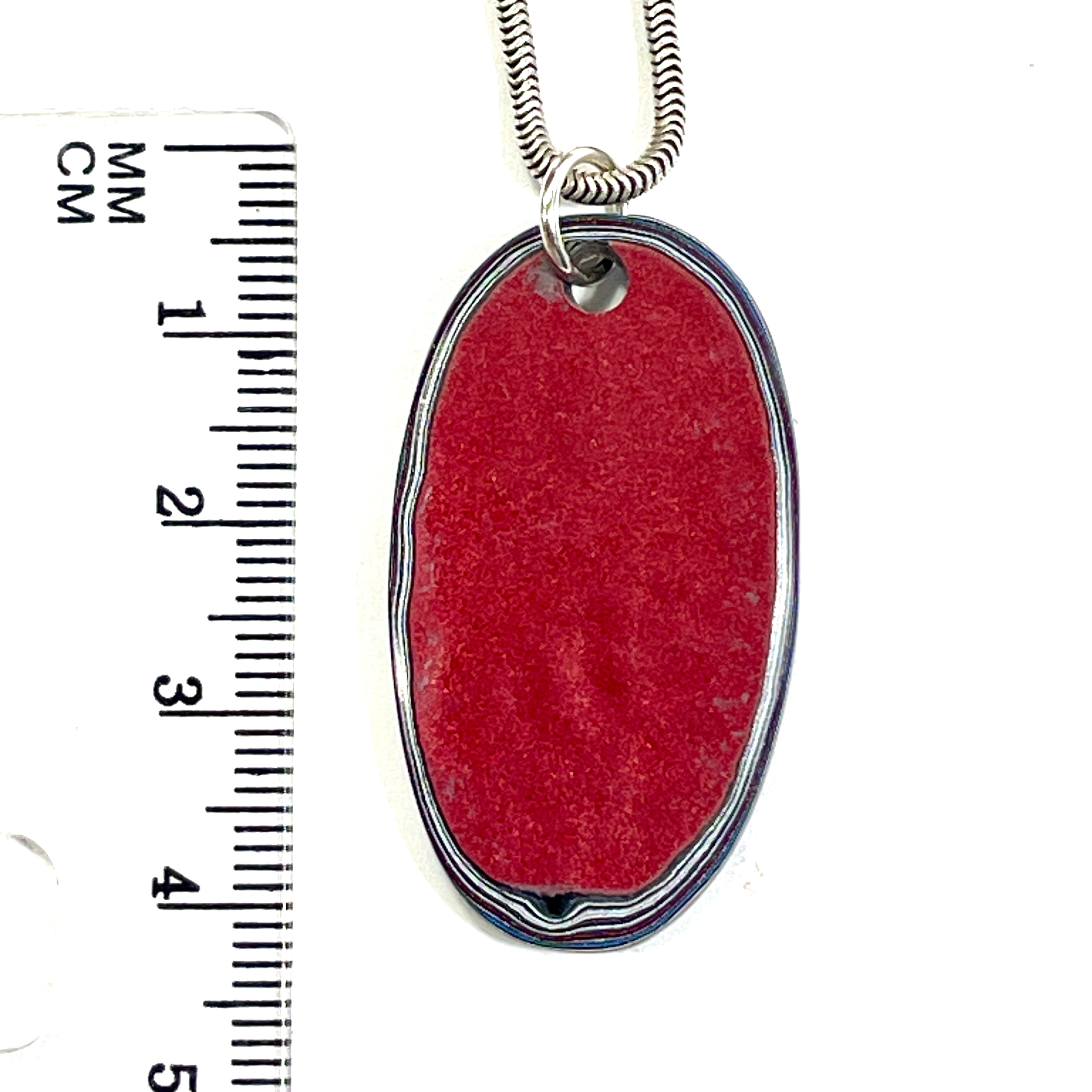 DVH Rapid Red Ford Mstng Fordite Pendant Michigan 38x21x4mm (6738)