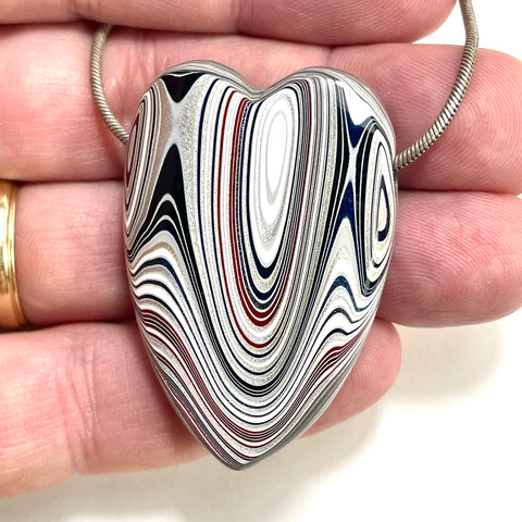 DVH Ford Focus C-MAX Fordite Heart Bead Pendant Michigan Assembly  48x33x12mm (5927)