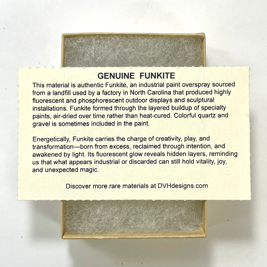 DVH Fluorescent Funkite Freeform Heart Bead Pendant 44x36x9mm (Like Fordite) (6462)