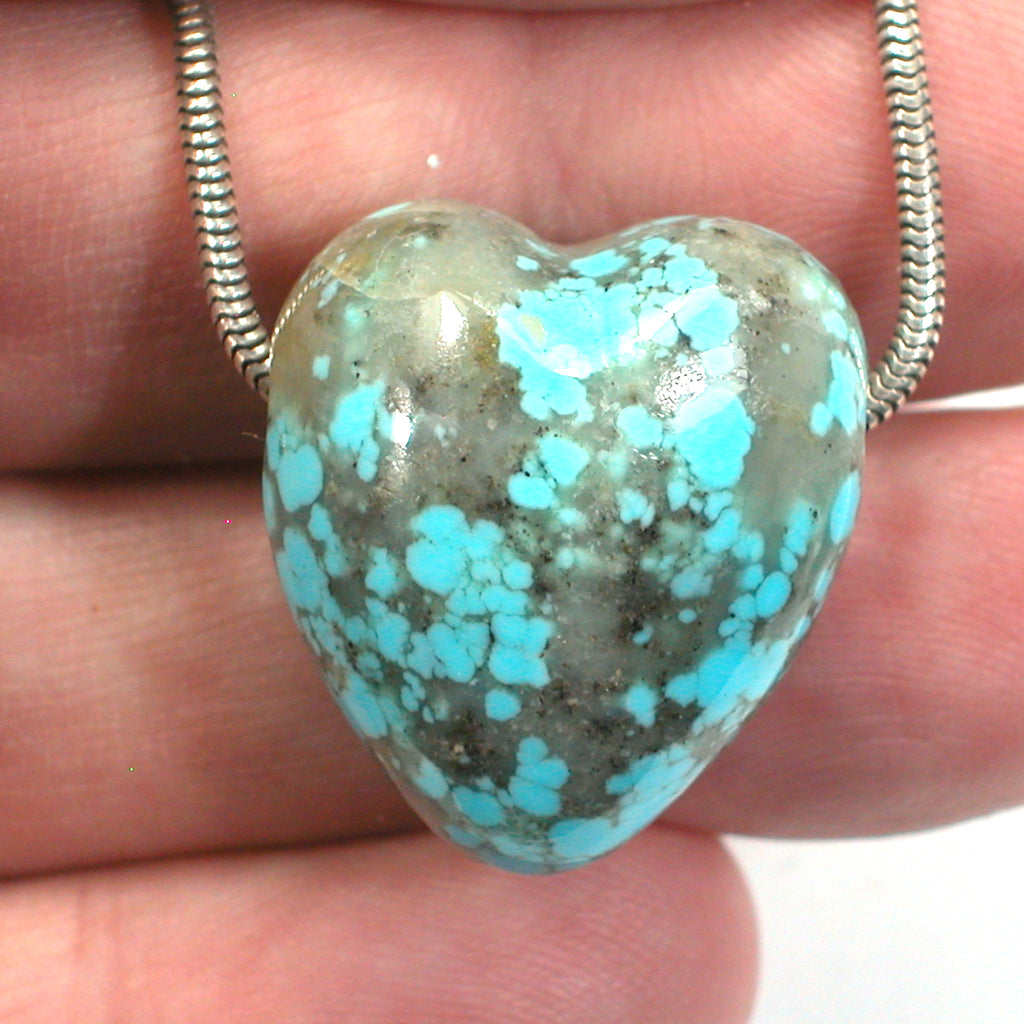 DVH 50ct Kingman Arizona Turquoise Heart Bead Pendant 25x21x17mm (5761)