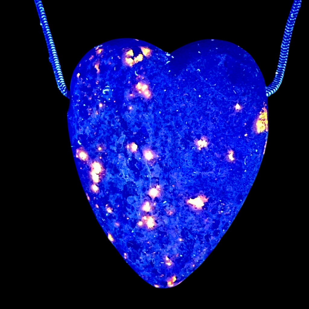 DVH Yooperlite Healed Broken Heart Bead Fluorescent Sodalite Michigan 52x42x12mm(6194)