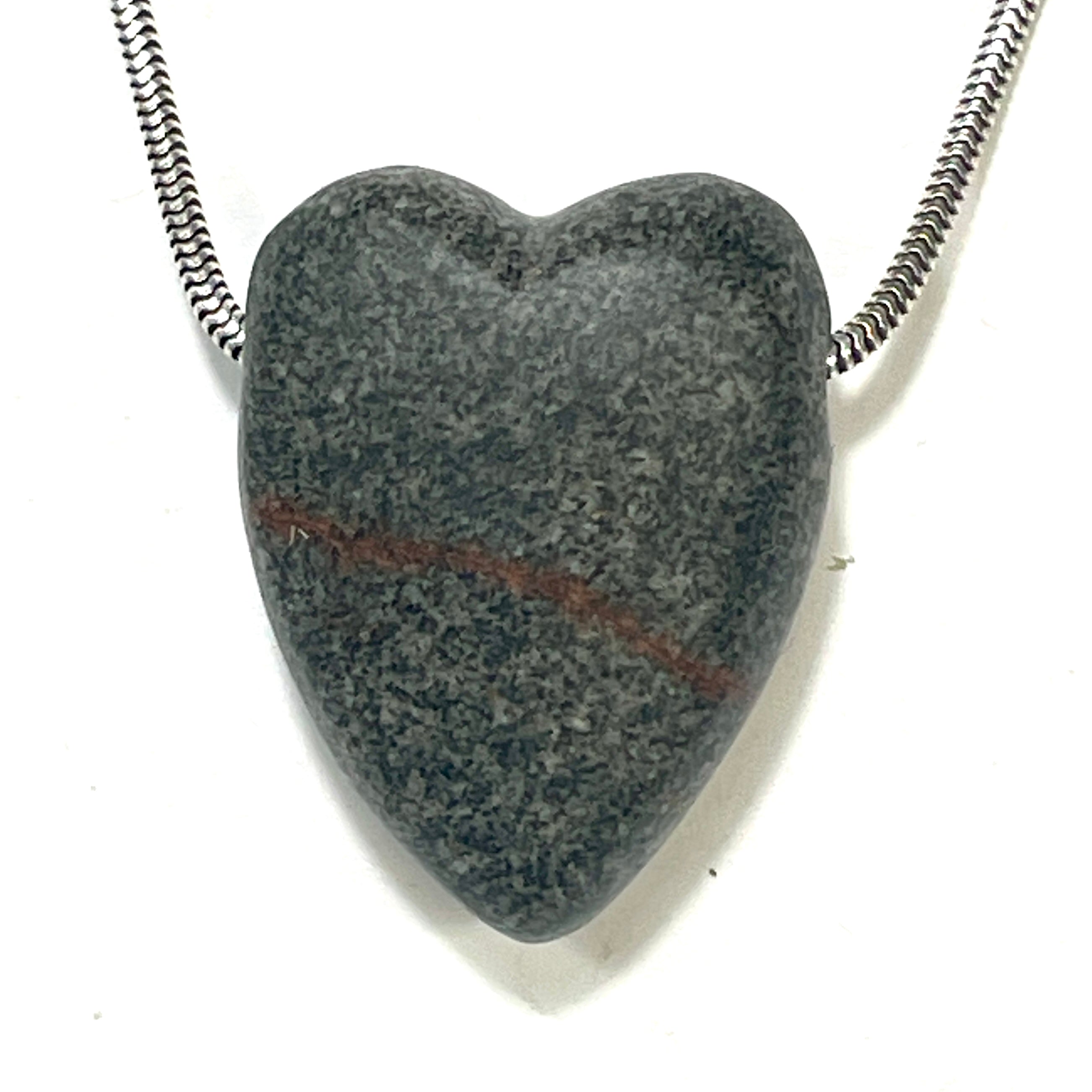 DVH Yooperlite Healed Broken Heart Bead Fluorescent Sodalite in Syenite Michigan 30x23x13mm (6198)