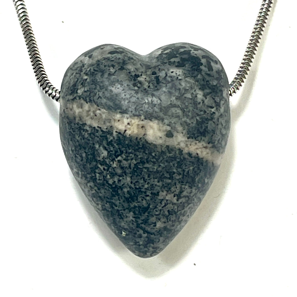 DVH Yooperlite Healed Broken Heart Bead Fluorescent Sodalite in Syenite Michigan 31x25x18mm (6199)