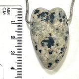 DVH Yooperlite Heart Bead Fluorescent Sodalite in Syenite Michigan (6200)