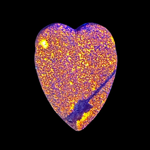 DVH Yooperlite Healed Broken Heart Bead Fluorescent Sodalite Michigan 45x34x12mm (6279)